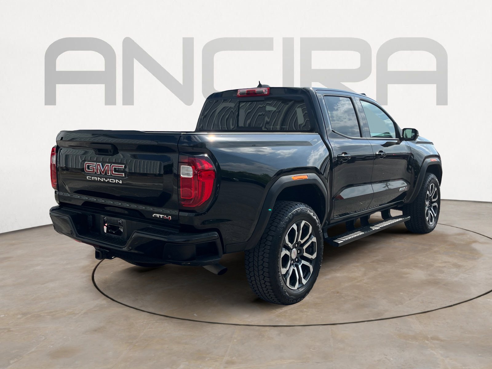 Used 2023 GMC Canyon AT4 w/ AT4 Premium Package image 10