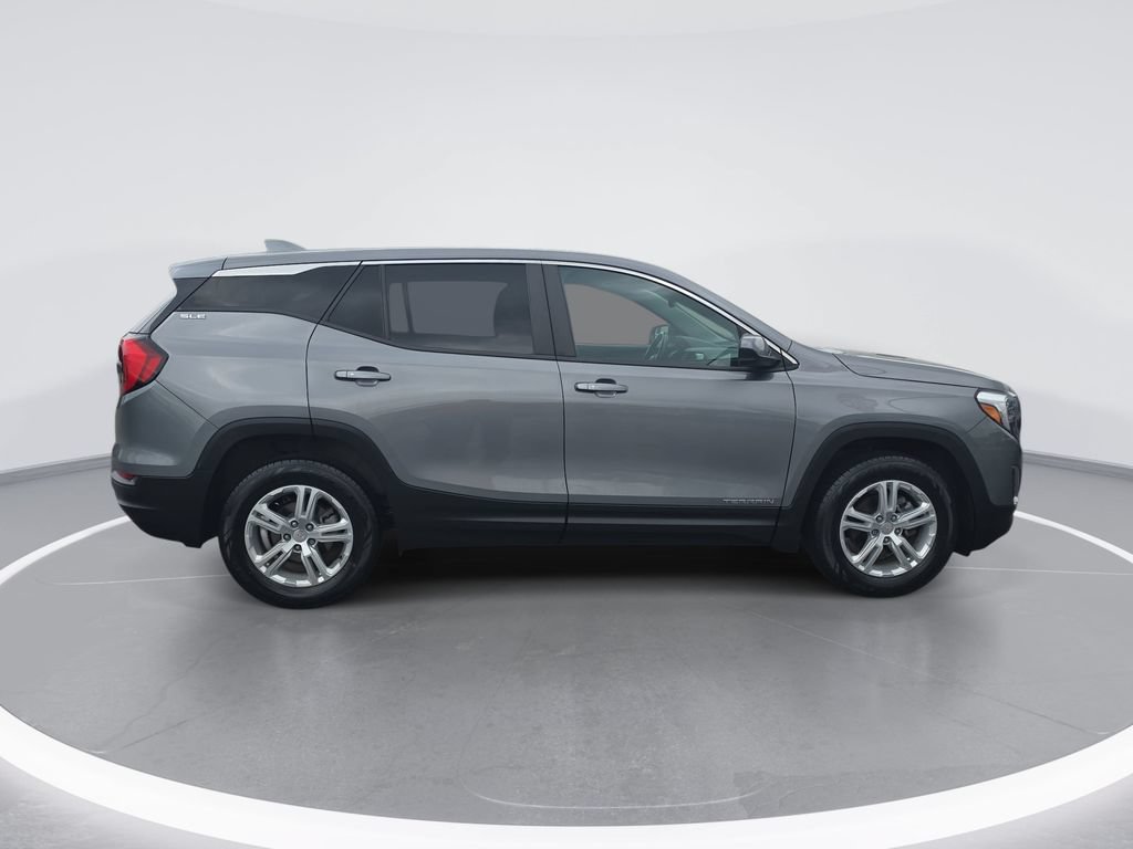 Certified 2021 GMC Terrain SLE w/ LPO, Floor Liner Package AWD/4WD image 2