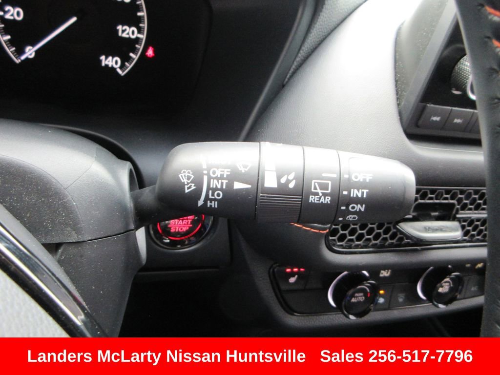 Used 2025 Honda HR-V Sport image 23
