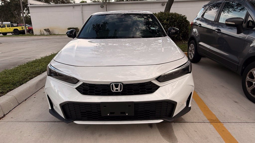 Used 2026 Honda Civic Sport Touring image 3