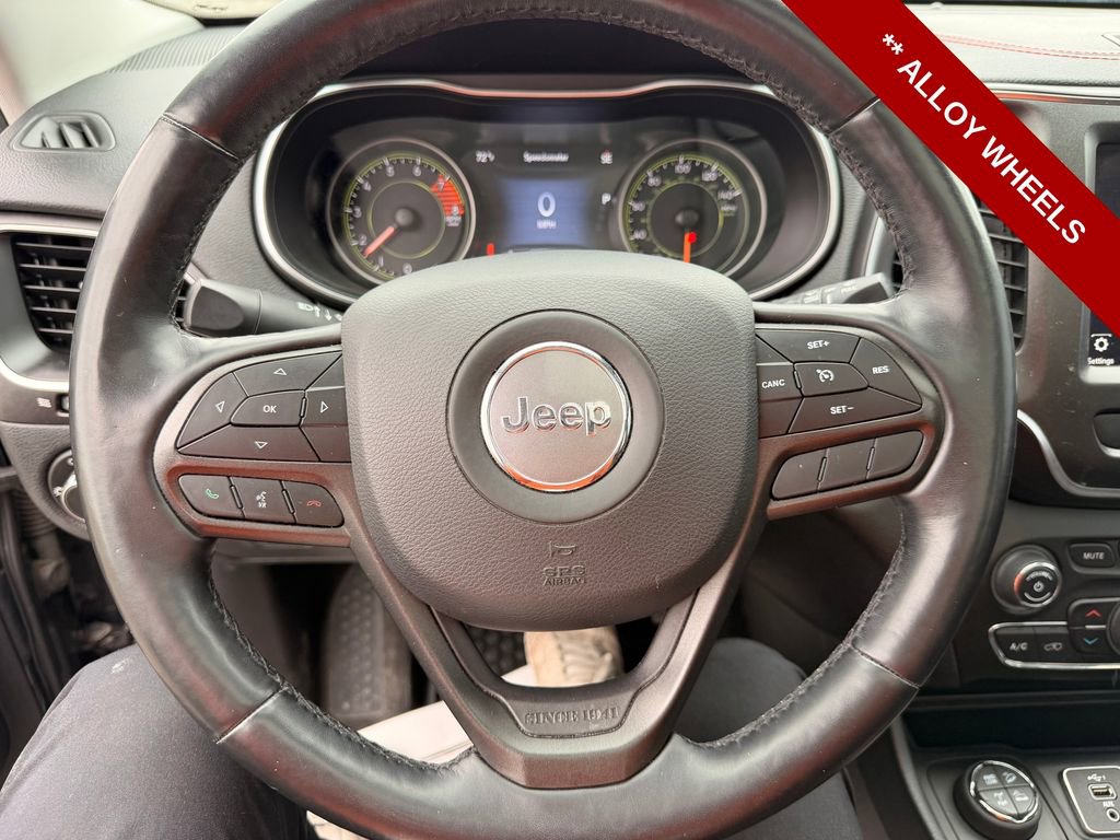 Used 2020 Jeep Cherokee Trailhawk w/ Comfort & Convenience Group image 20
