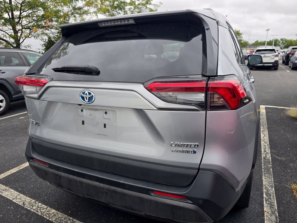 Used 2019 Toyota RAV4 Limited w/ Carpet Mat Package AWD/4WD image 7