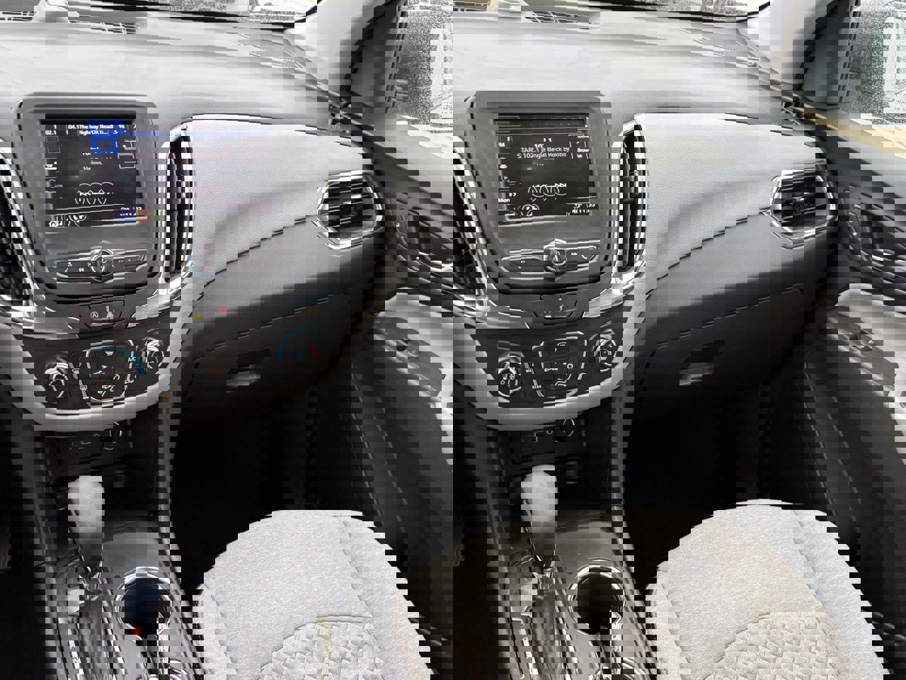 Used 2024 Chevrolet Equinox LS image 14