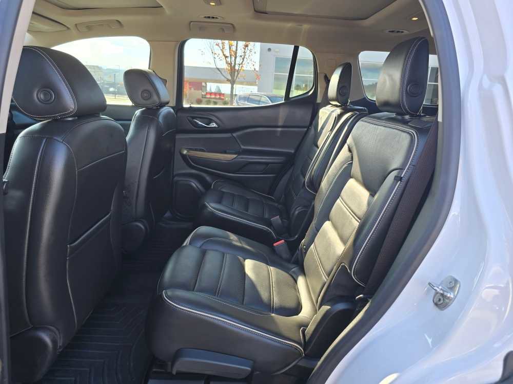 Used 2018 GMC Acadia Denali w/ Technology Package image 16