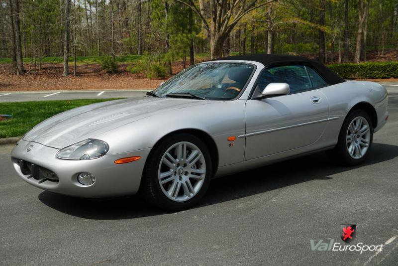 Used 2003 Jaguar XK8 XKR Convertible image 22