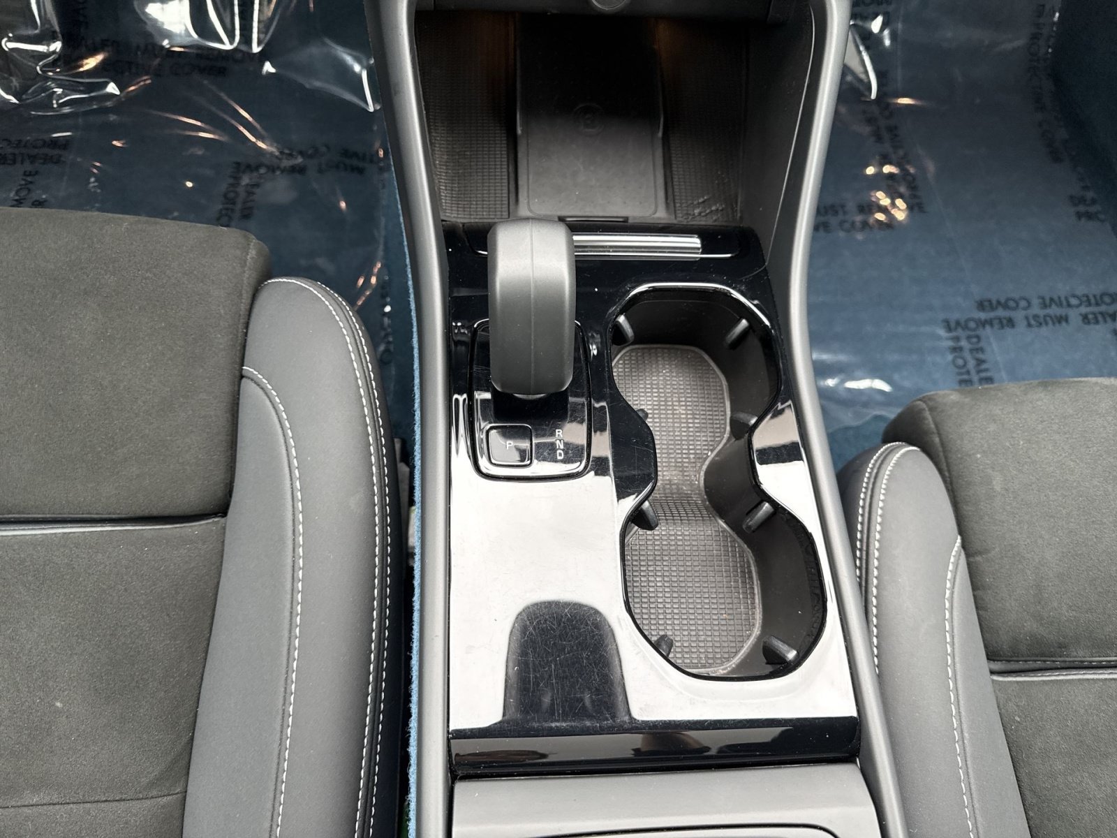 Certified 2023 Volvo C40 P8 Recharge Ultimate w/ Protection Package Premier AWD/4WD image 22