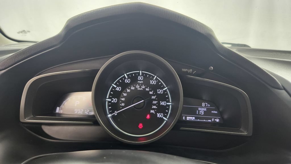 Used 2017 MAZDA MAZDA3 Sport FWD image 19