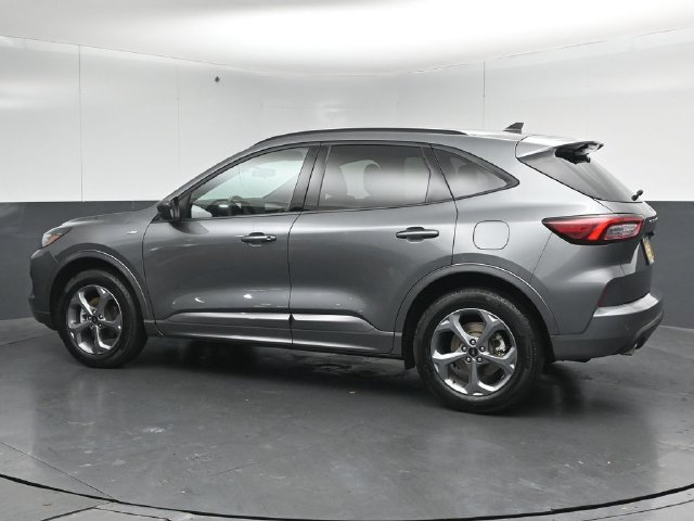 Certified 2024 Ford Escape ST-Line w/ Tech Pack #1 AWD/4WD image 5