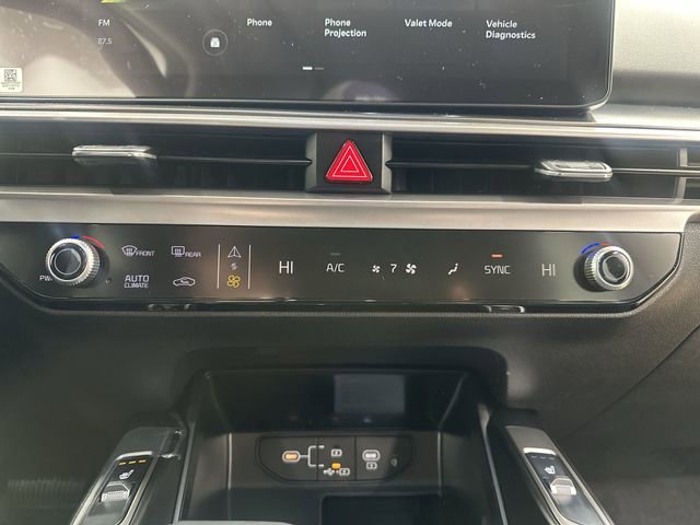 New 2026 Kia Sorento S w/ S Panoramic Sunroof Package image 18