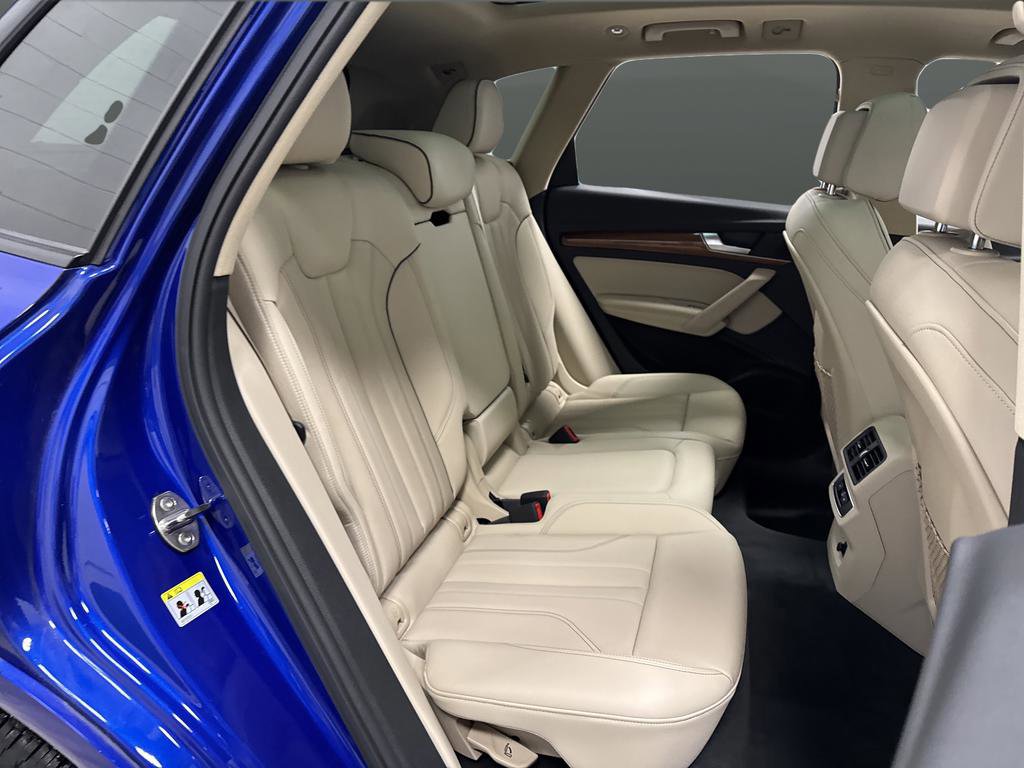 Used 2023 Audi Q5 e Premium Plus w/ Premium Plus Package image 32