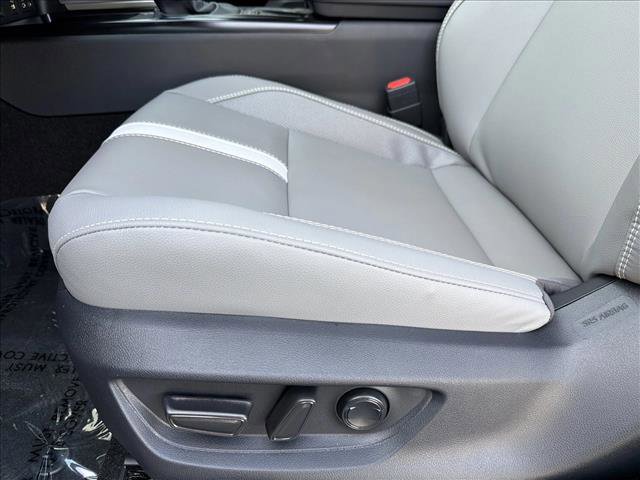 New 2026 Toyota Camry SE image 12