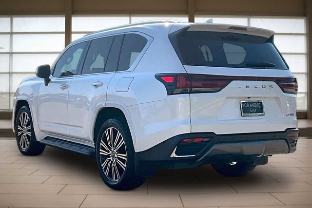 Used 2023 Lexus LX 600 4WD w/ Accessory Package (Z1) image 12