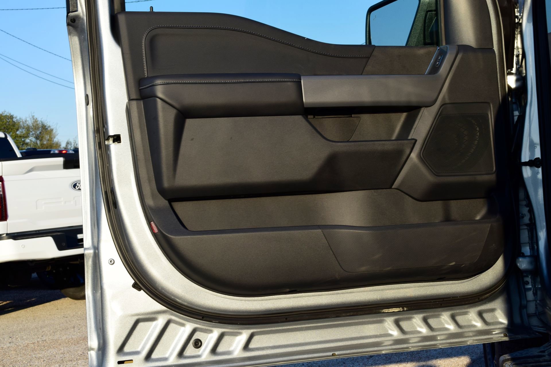 New 2026 Ford F150 XLT w/ Equipment Group 302A MID image 19