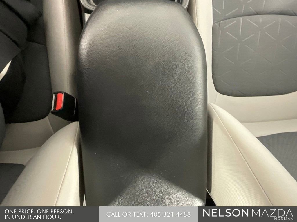 Used 2020 Toyota RAV4 XLE image 39