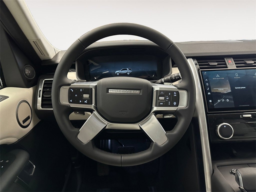 New 2026 Land Rover Discovery S image 12