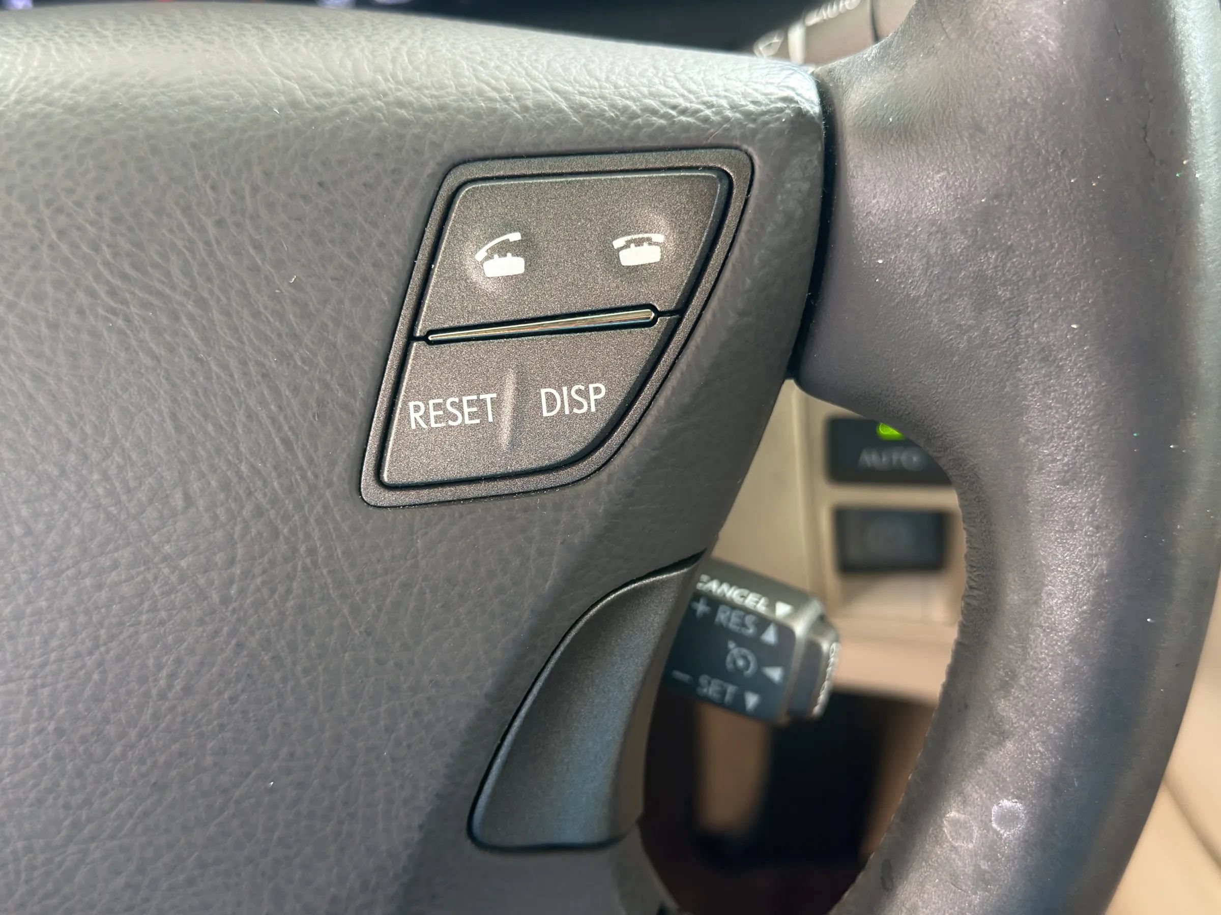 Used 2012 Lexus LS 460 w/ Comfort Pkg RWD image 30
