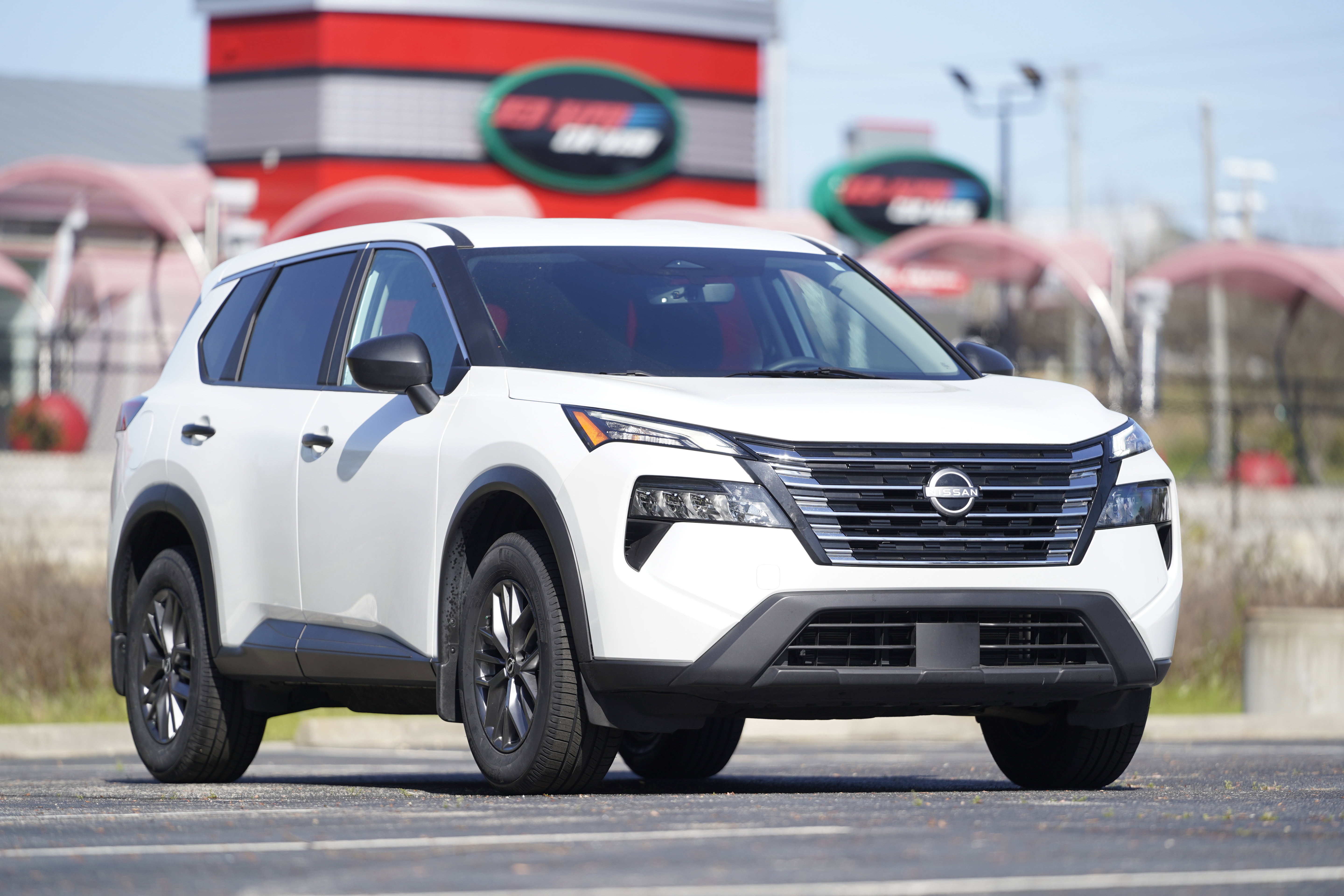 Used 2024 Nissan Rogue S image 36