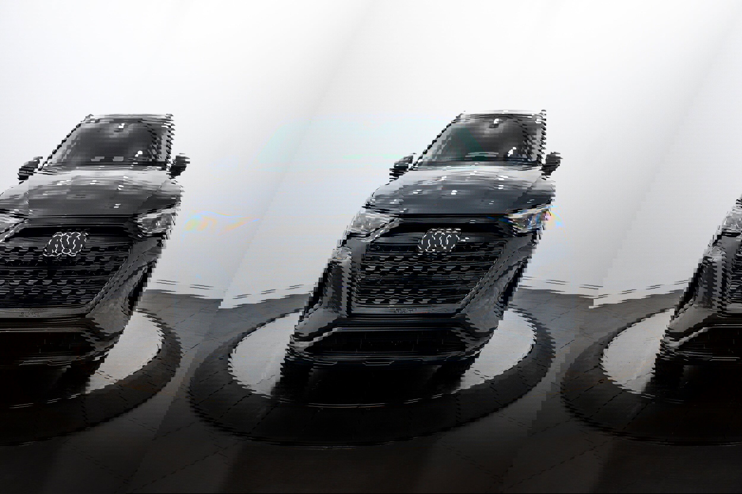 Certified 2024 Audi Q8 e-tron Prestige w/ Prestige Package image 25