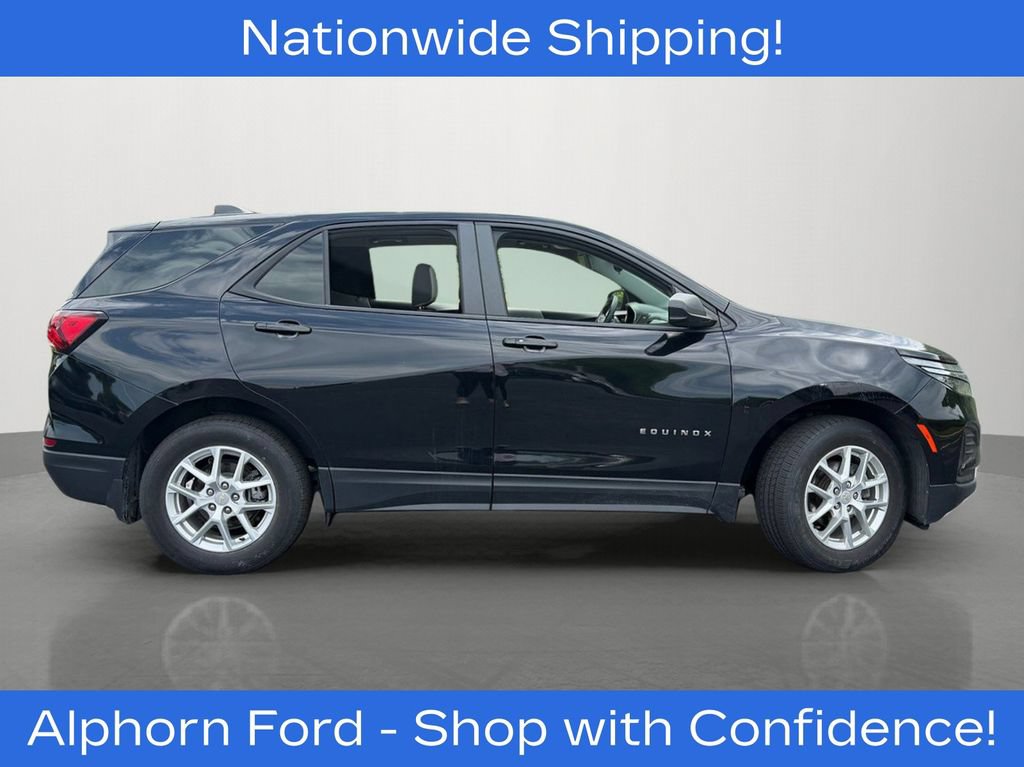 Used 2024 Chevrolet Equinox LS w/ LS Convenience Package FWD image 2