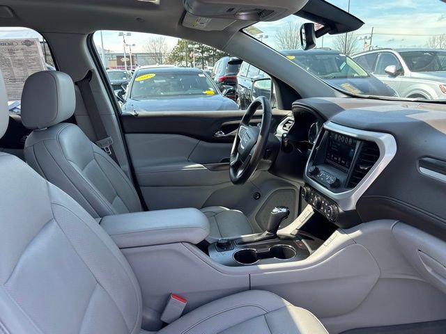 Used 2018 GMC Acadia SLT image 13