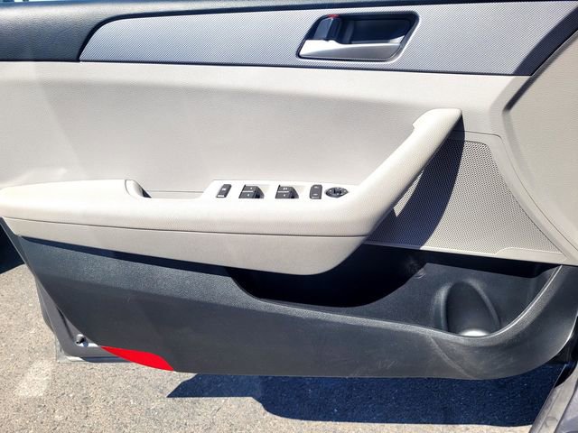 Used 2019 Hyundai Sonata SE FWD image 14