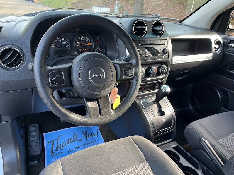 Used 2016 Jeep Compass Sport w/ Power Value Group image 10