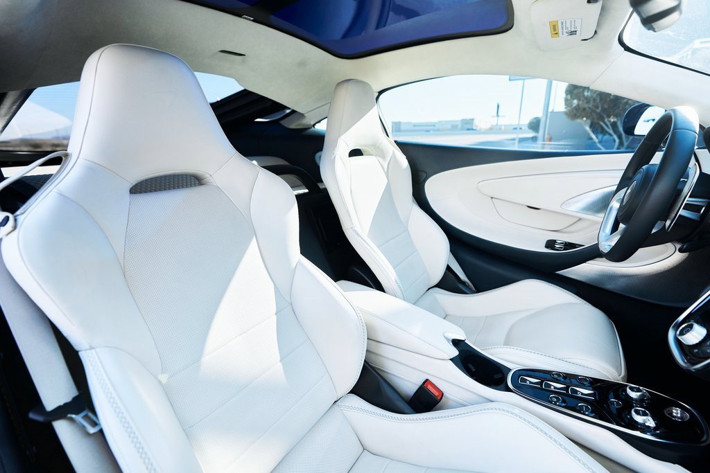 Used 2022 McLaren GT image 38