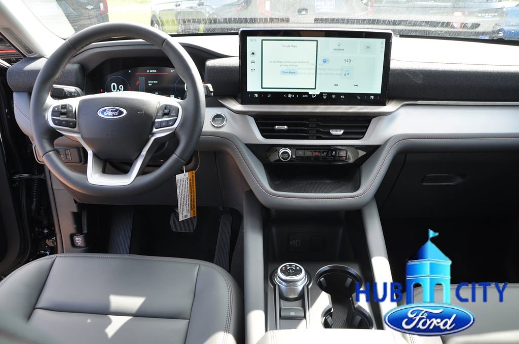 New 2026 Ford Explorer Active RWD image 12