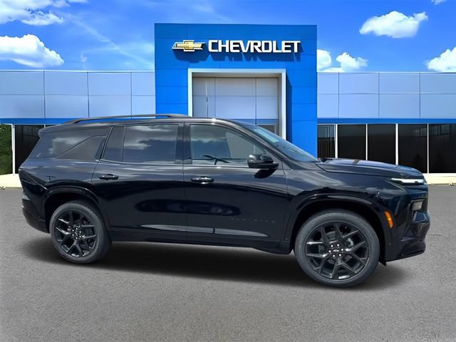 New 2026 Chevrolet Traverse RS w/ LPO, Floor Liner Package FWD image 3