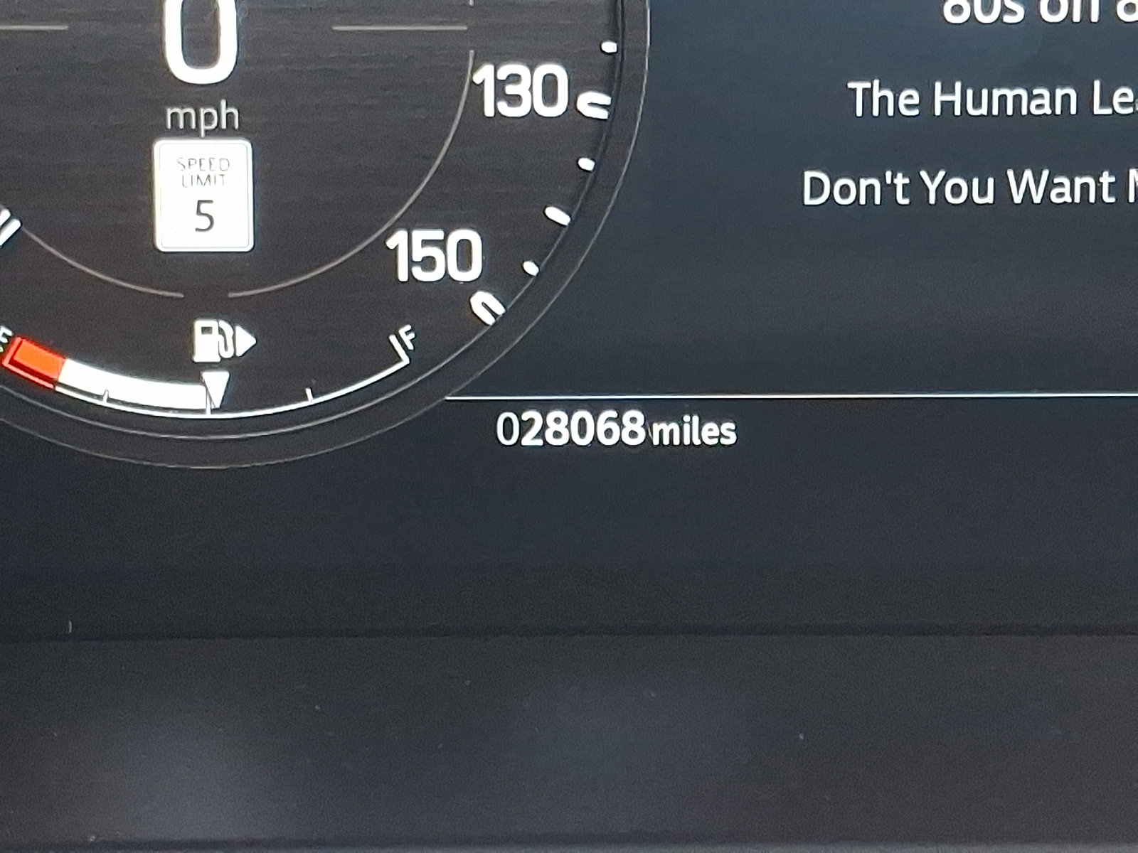 Used 2024 Land Rover Defender 110 S image 20