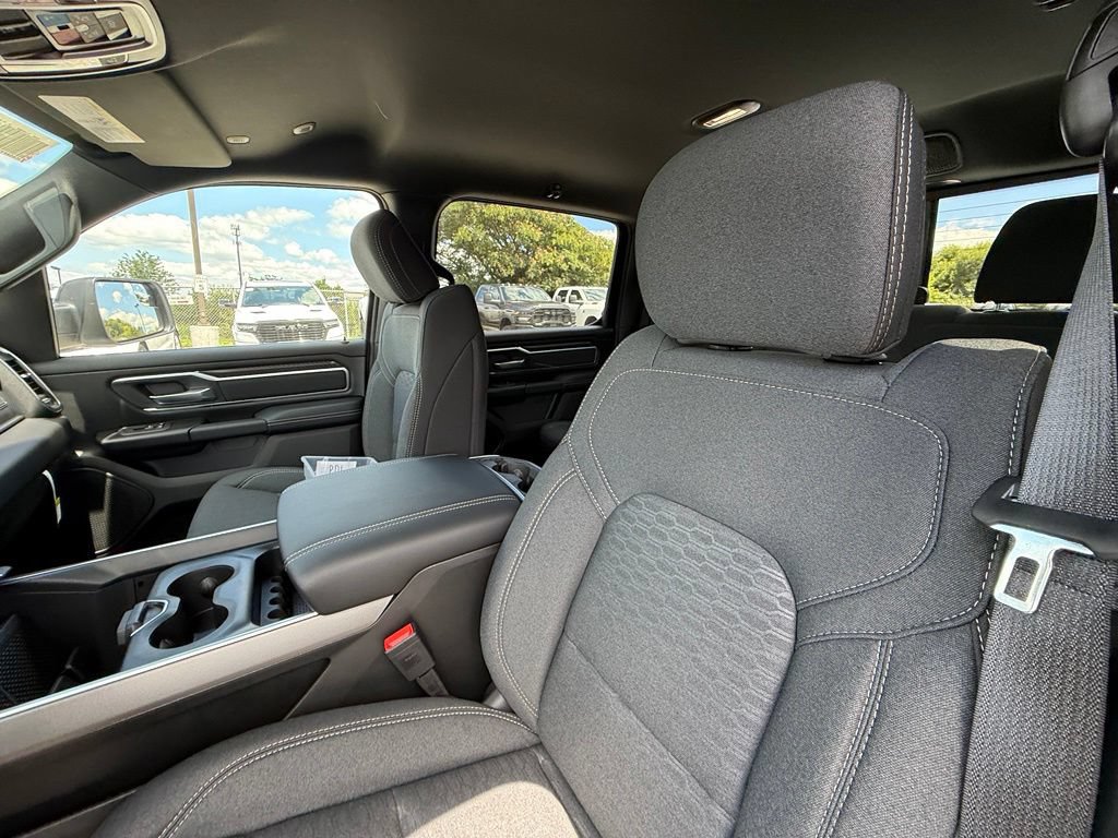 New 2026 RAM 1500 Big Horn AWD/4WD image 14