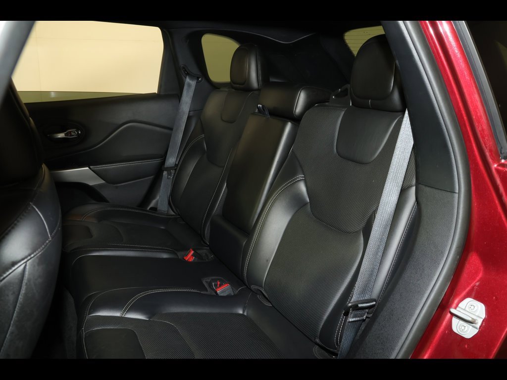 Used 2021 Jeep Cherokee Latitude Lux 80th Anniv w/ Quick Order Package 26U 80TH image 20