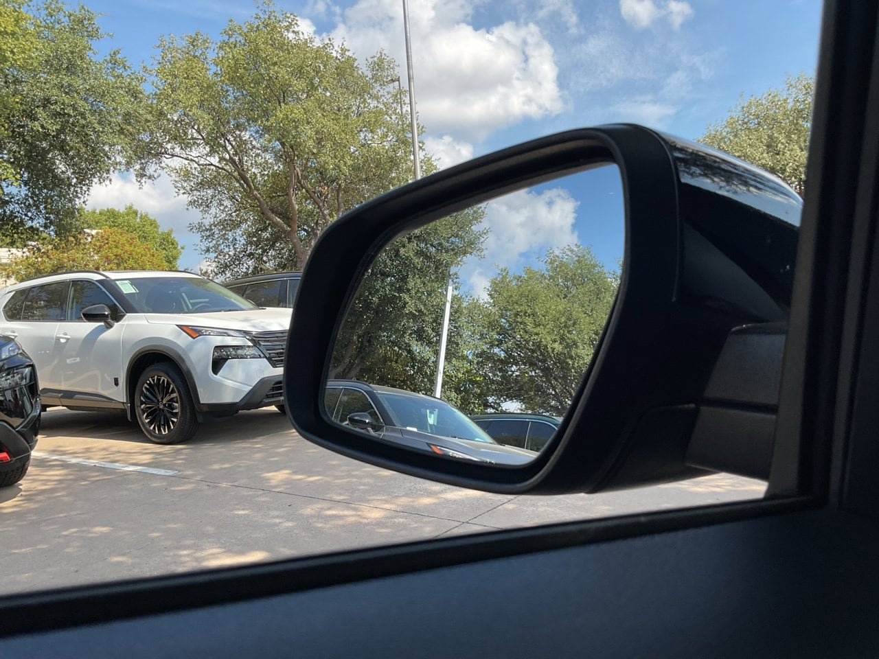 Used 2025 Hyundai Venue SEL FWD image 28