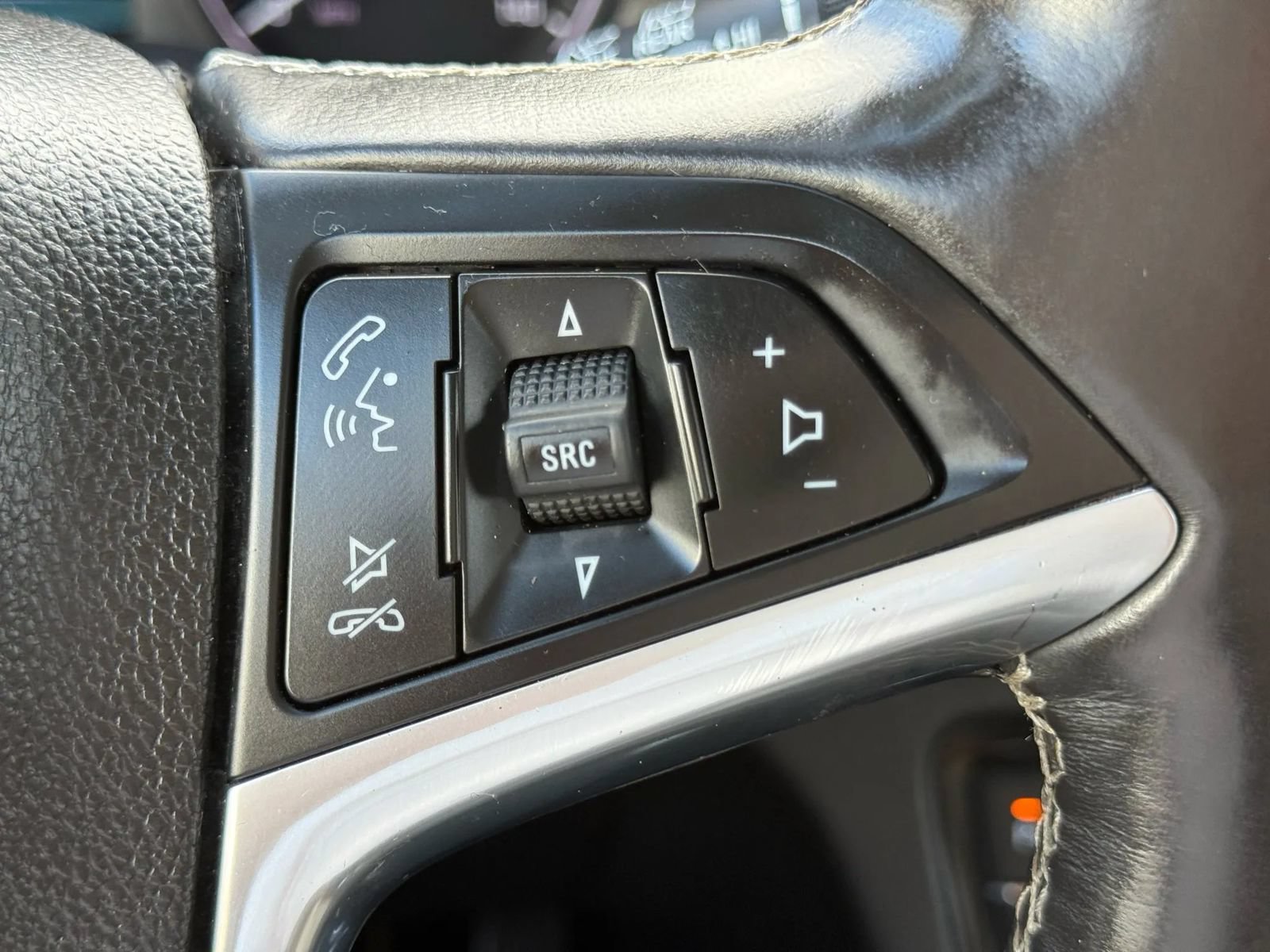 Used 2017 Buick Encore Premium w/ Experience Buick Package AWD/4WD image 26
