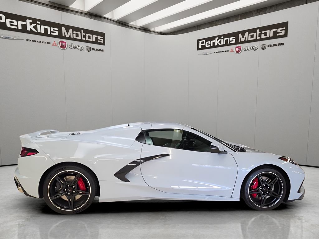 Used 2020 Chevrolet Corvette Stingray Preferred Conv w/ 2LT Preferred Equipment Group RWD image 4