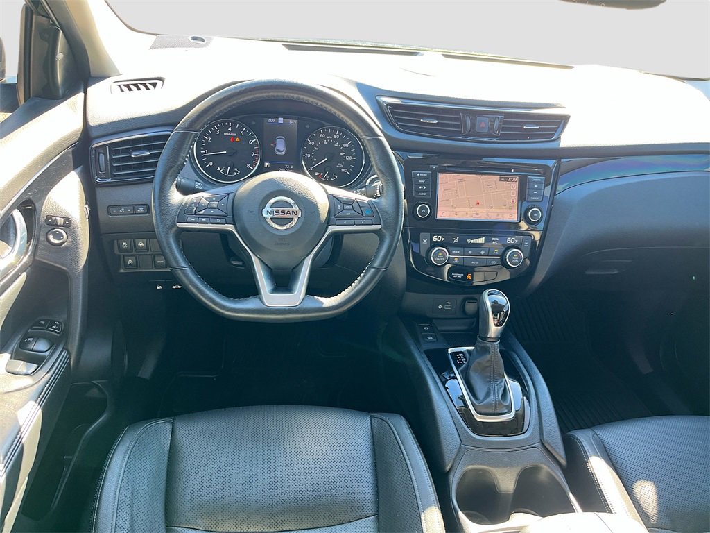 Used 2022 Nissan Rogue Sport SL w/ Premium Package image 24