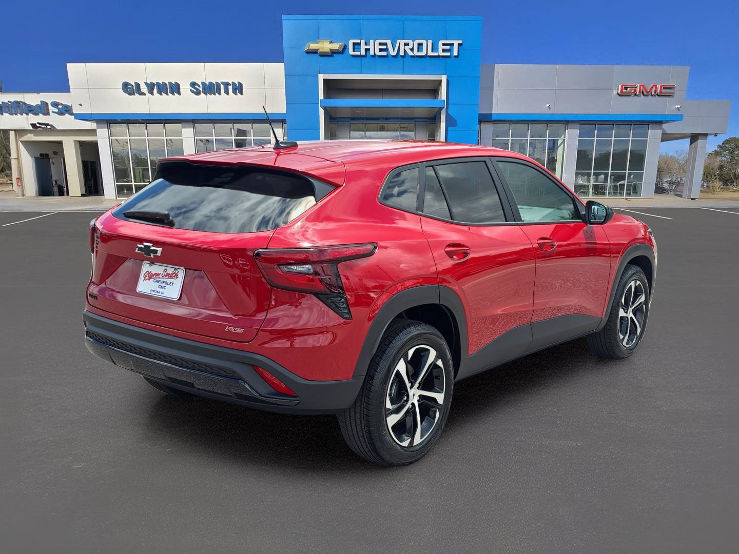 New 2026 Chevrolet Trax RS w/ Sunroof Package FWD image 5