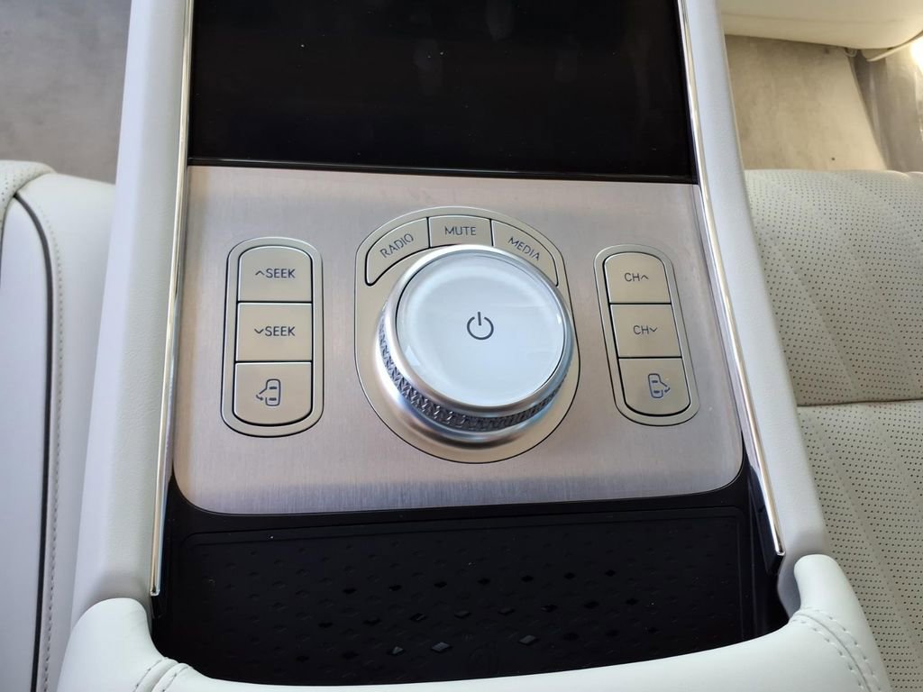 New 2026 Genesis G90 3.5T image 13