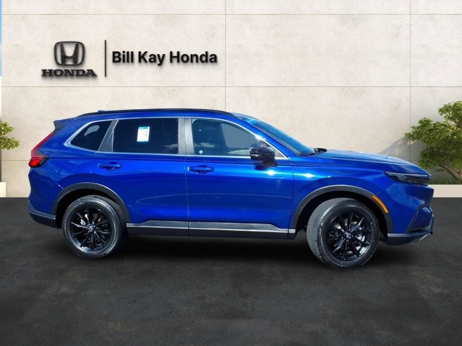 Used 2023 Honda CR-V Sport image 2