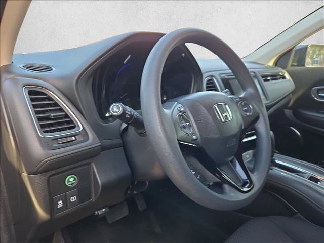Used 2017 Honda HR-V EX image 10