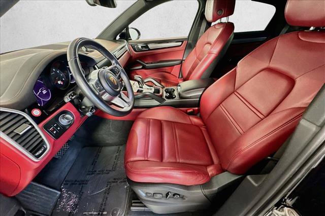 Used 2023 Porsche Cayenne Coupe AWD/4WD image 20