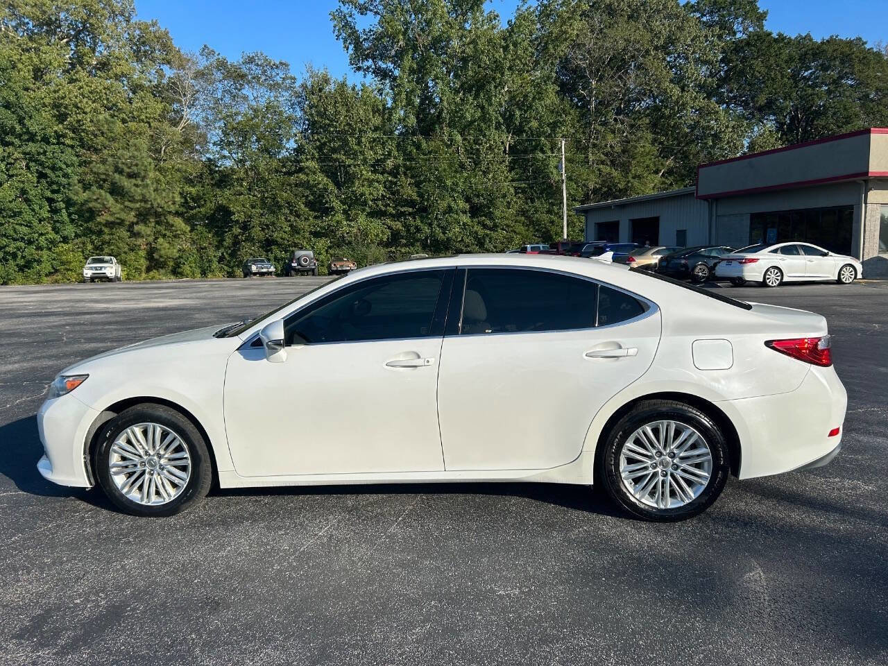 Used 2014 Lexus ES 350 w/ Luxury Package FWD image 7