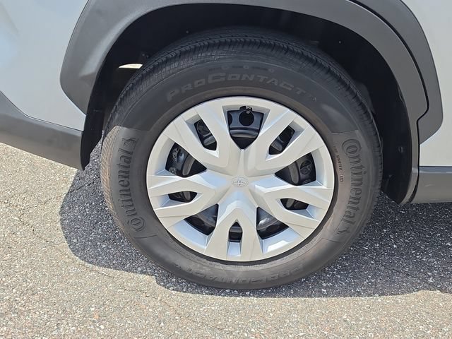 Used 2024 Toyota Corolla Cross L FWD image 5