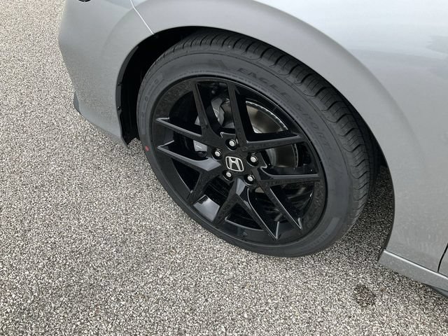 Used 2025 Honda Civic Sport image 18