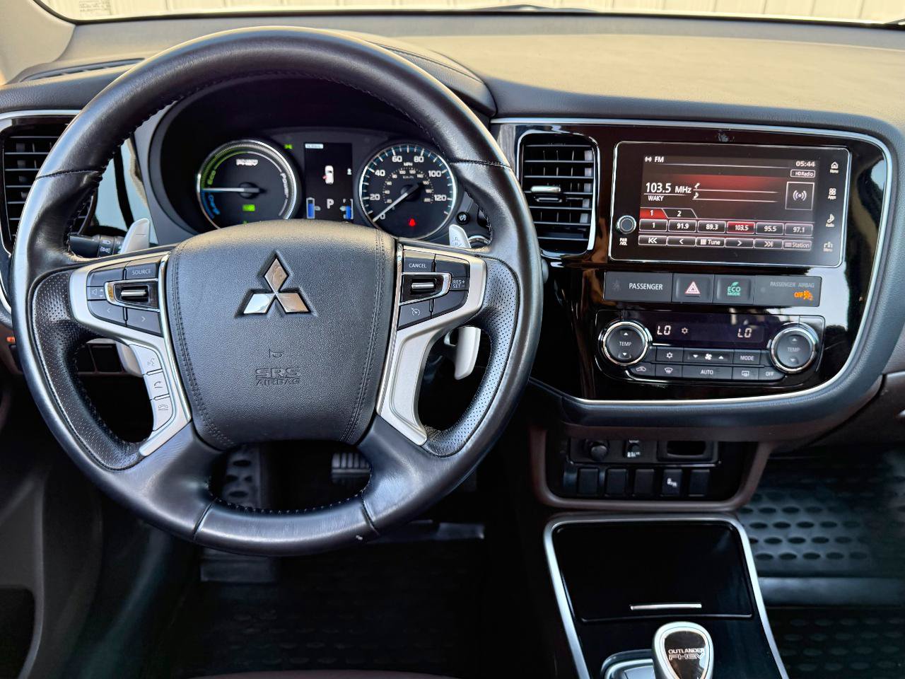 Used 2018 Mitsubishi Outlander SEL AWD/4WD image 10
