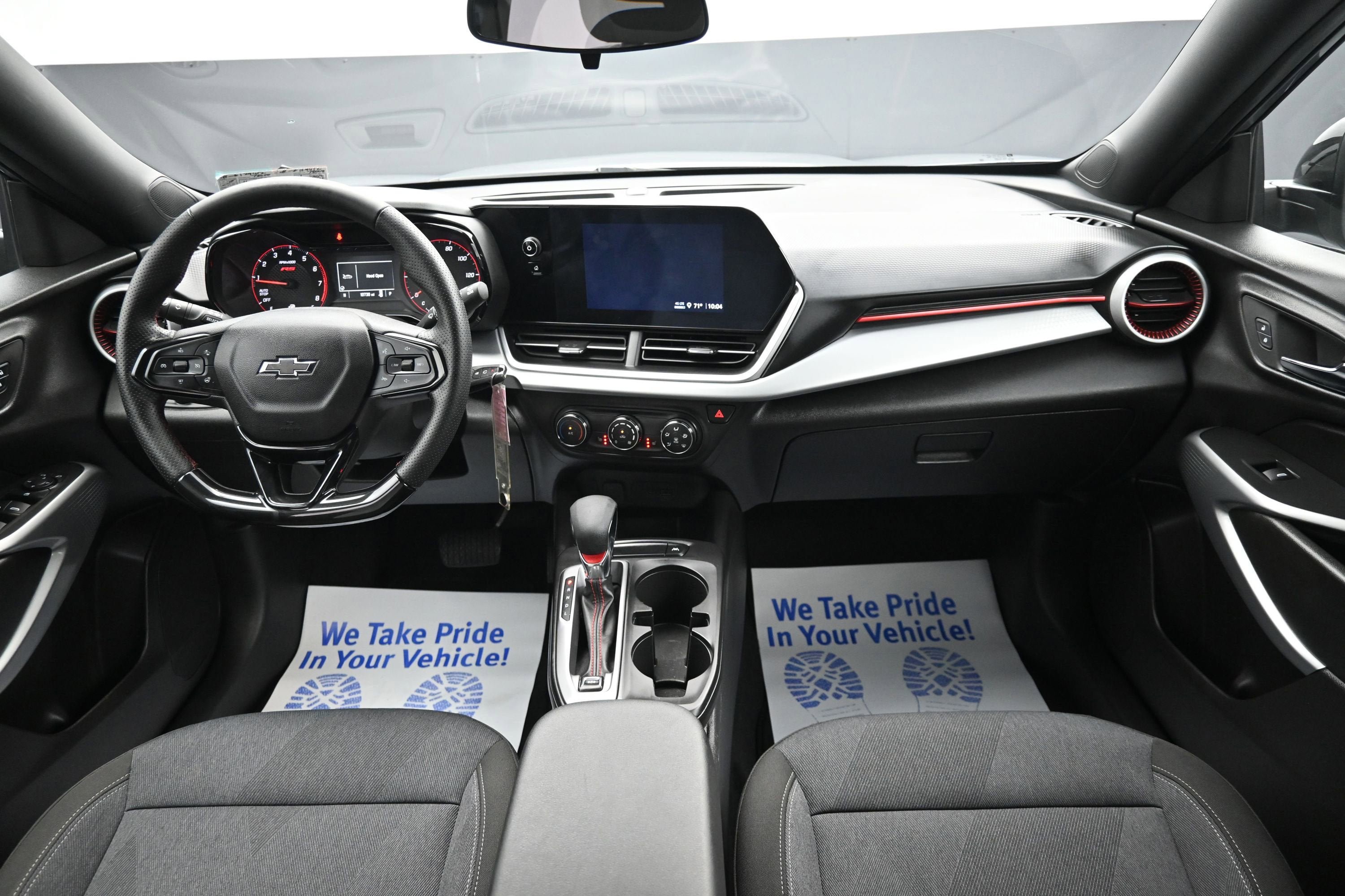 Used 2024 Chevrolet Trax RS w/ Driver Confidence Package FWD image 20