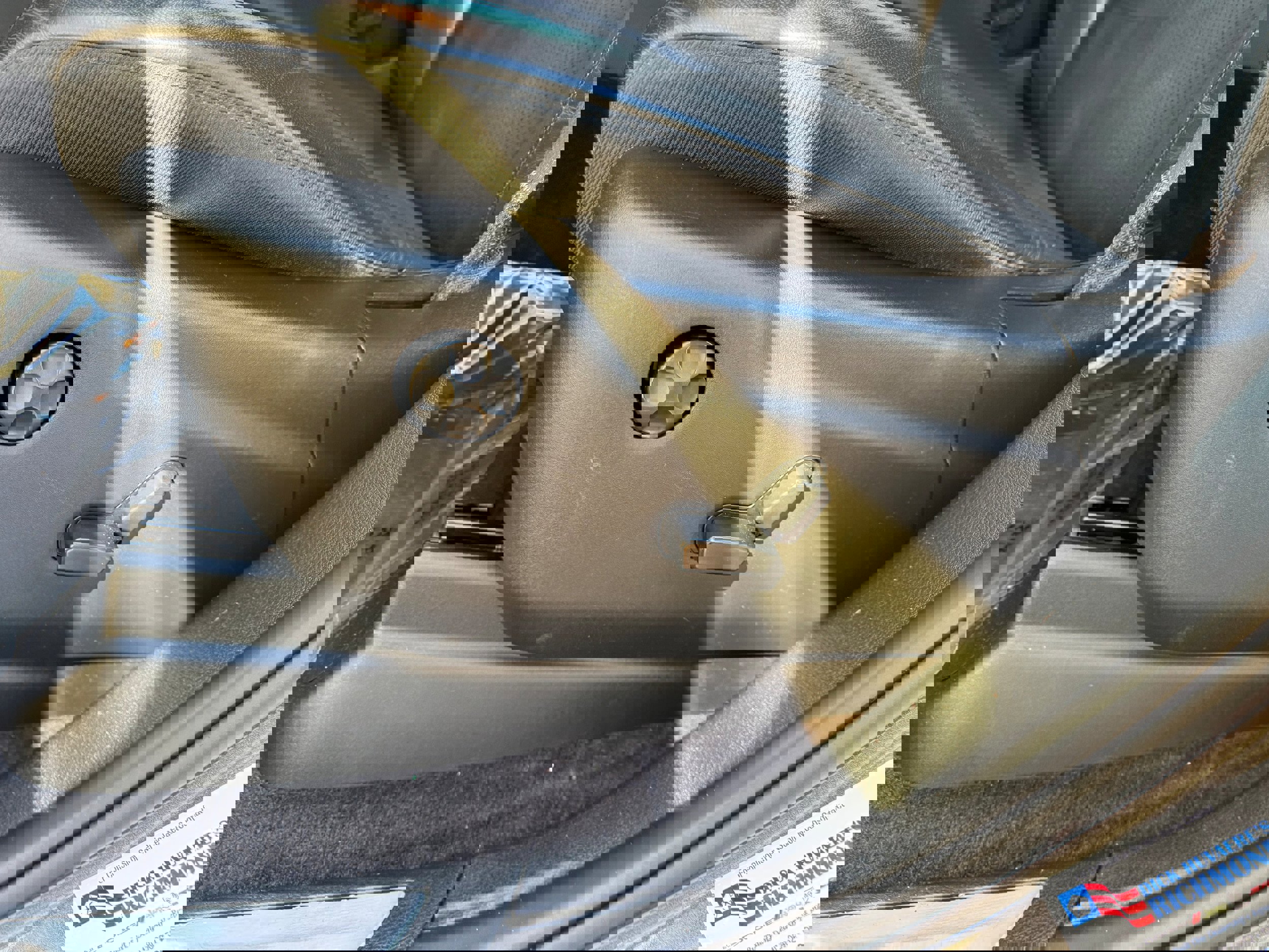 Used 2018 Dodge Durango GT image 9