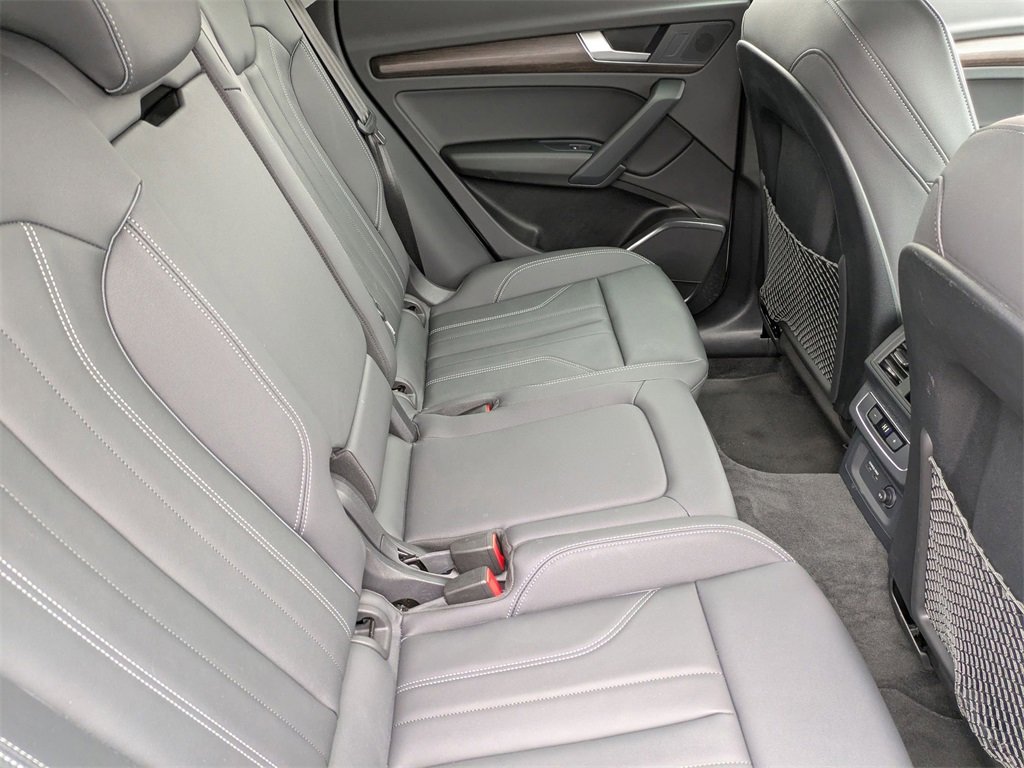 Used 2024 Audi Q5 2.0T Premium w/ Convenience Package image 36