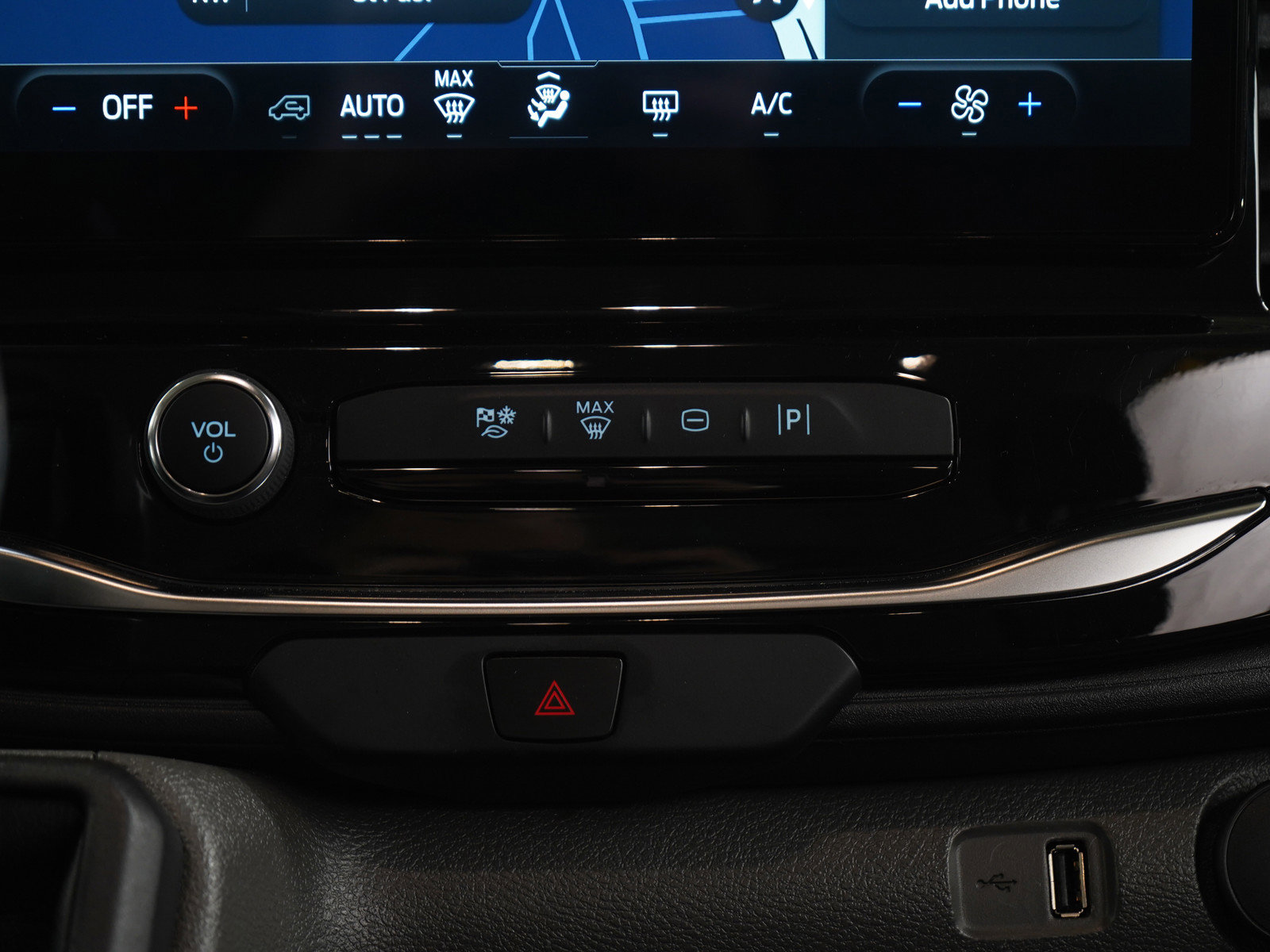 Used 2024 Ford Transit 350 XLT image 17