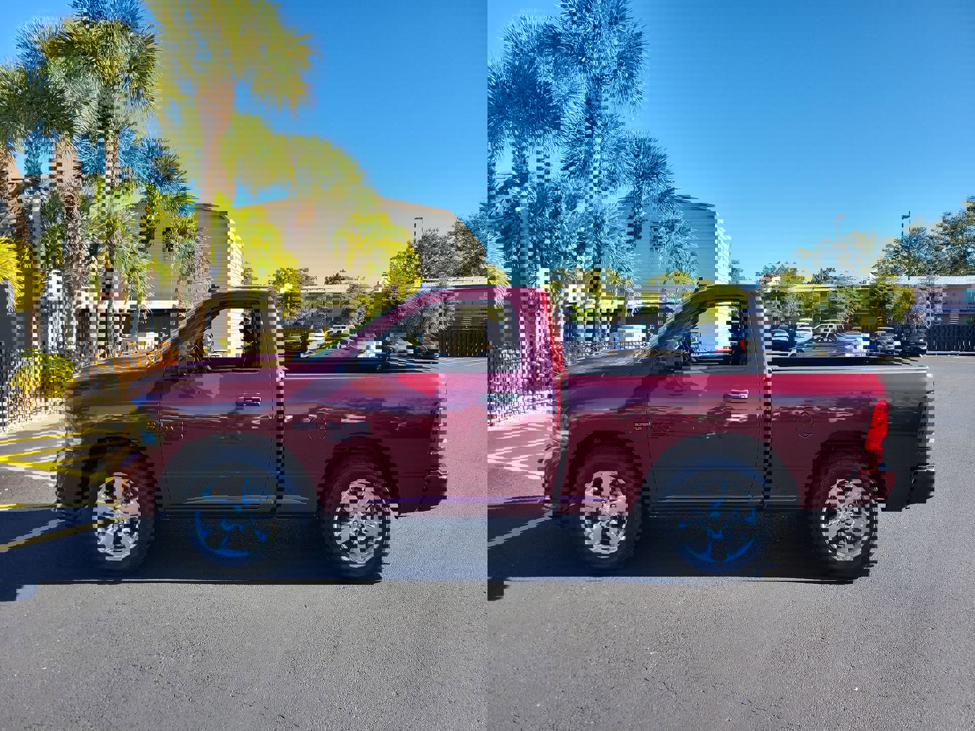 Used 2021 RAM 1500 Express w/ Express Value Package image 9